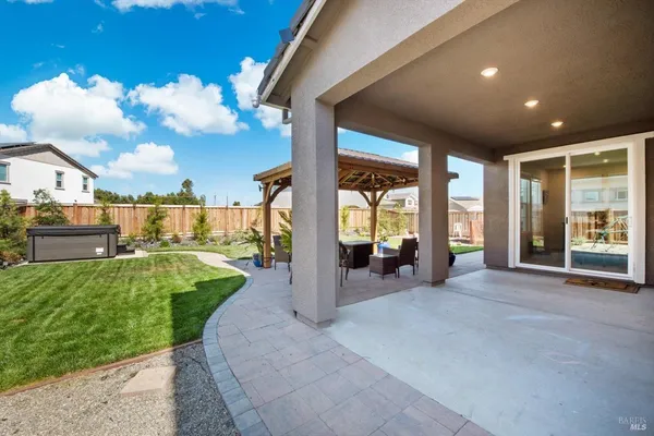 $799,000 | 1532 Base Court, Dixon, CA 95620