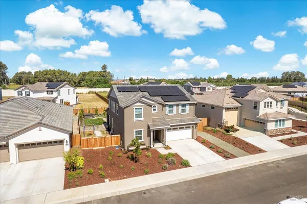 $799,000 | 1532 Base Court, Dixon, CA 95620