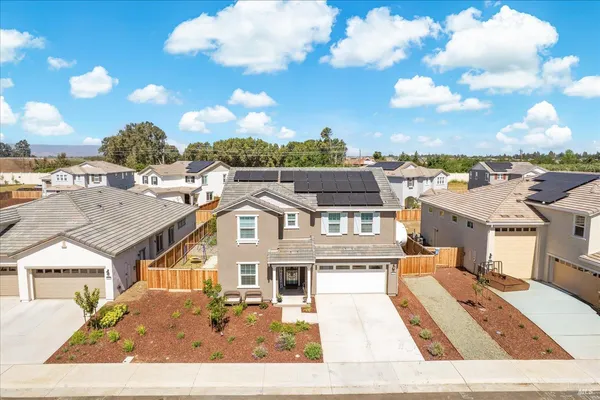 $799,000 | 1532 Base Court, Dixon, CA 95620