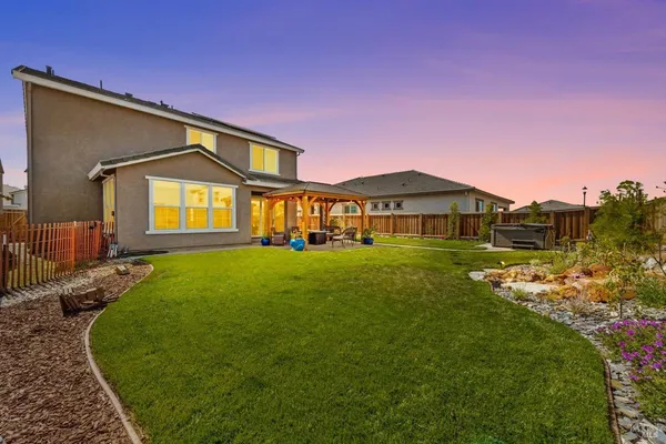 $799,000 | 1532 Base Court, Dixon, CA 95620