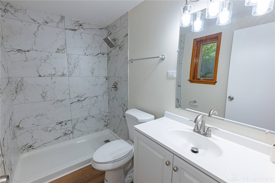 4928 Bonnie Road Kettering, OH 45440 - Photo 7 of 25