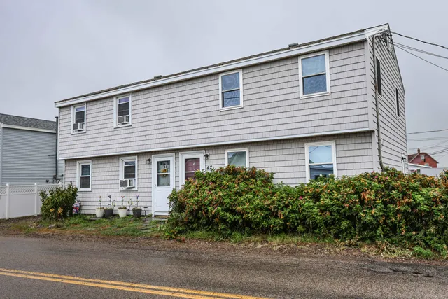 $395,000 | 42 Brown Avenue, Hampton, NH 03842