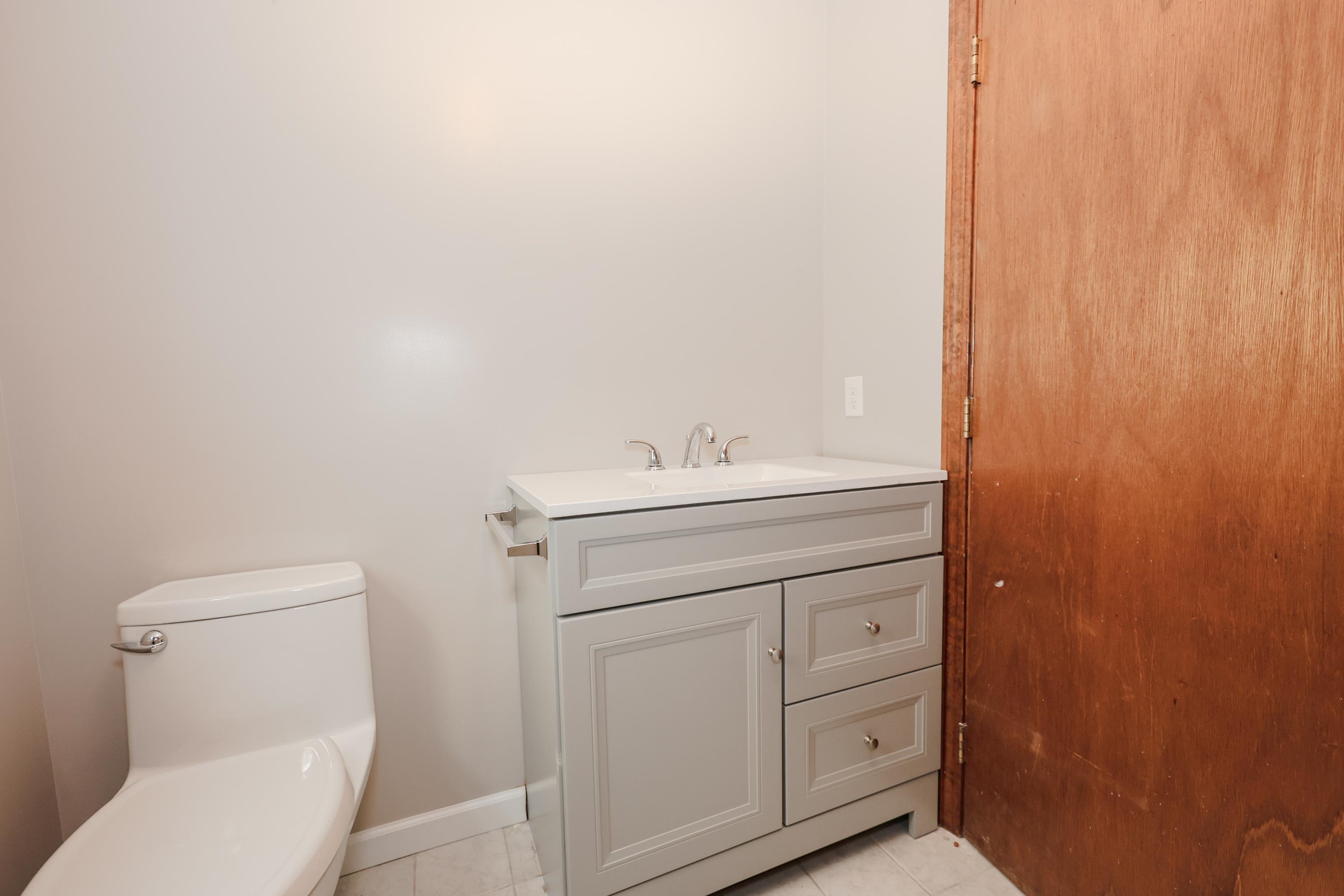 42 Brown Avenue Hampton, NH 03842 - Photo 15 of 27