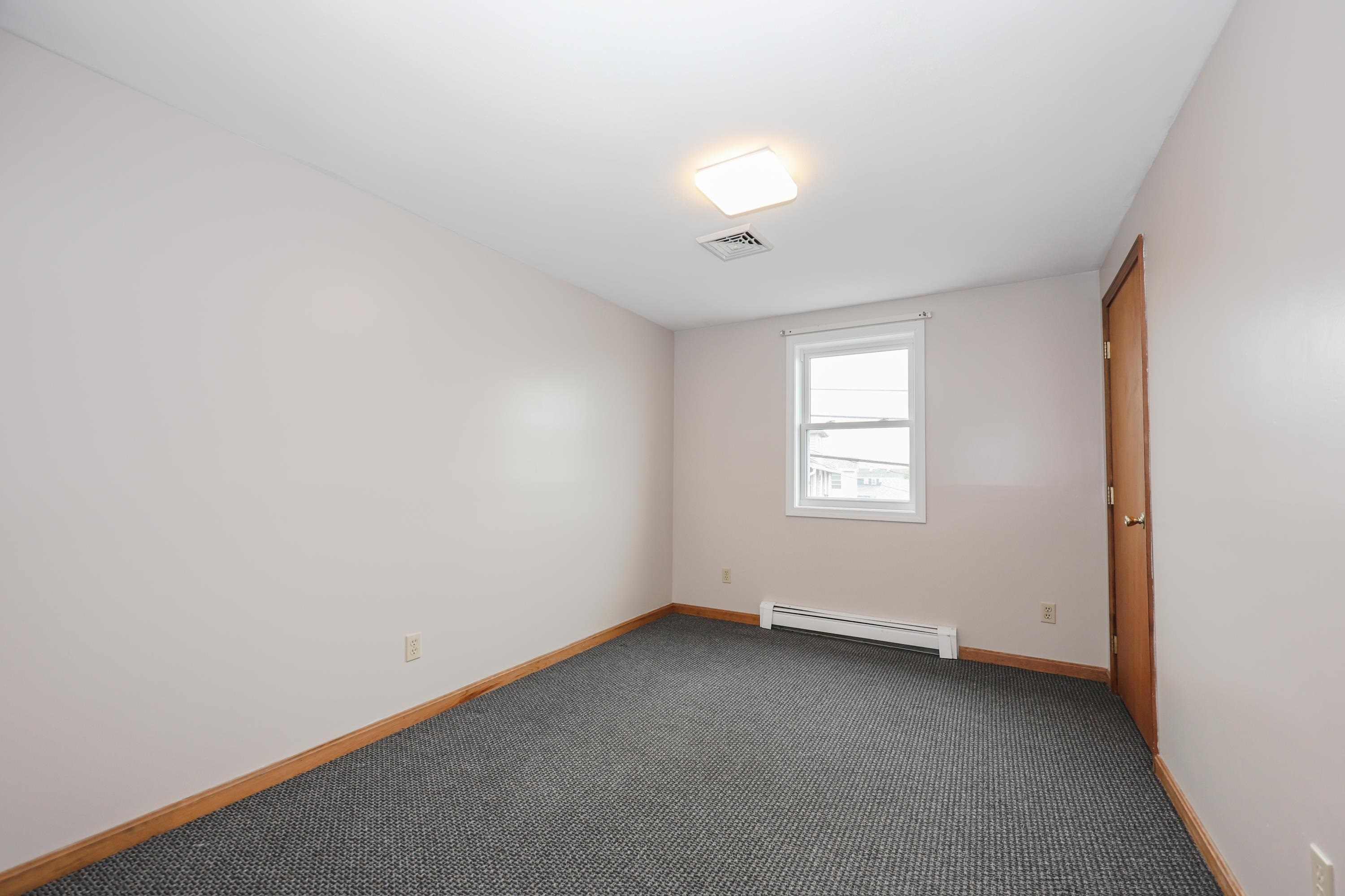 42 Brown Avenue Hampton, NH 03842 - Photo 22 of 27