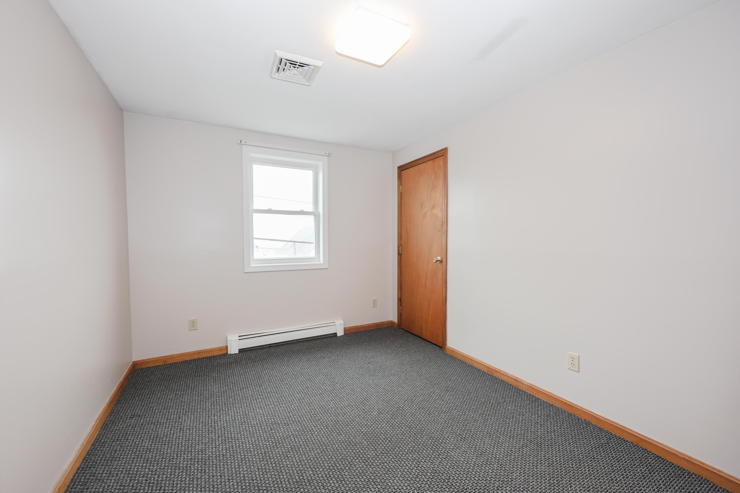 42 Brown Avenue Hampton, NH 03842 - Photo 23 of 27