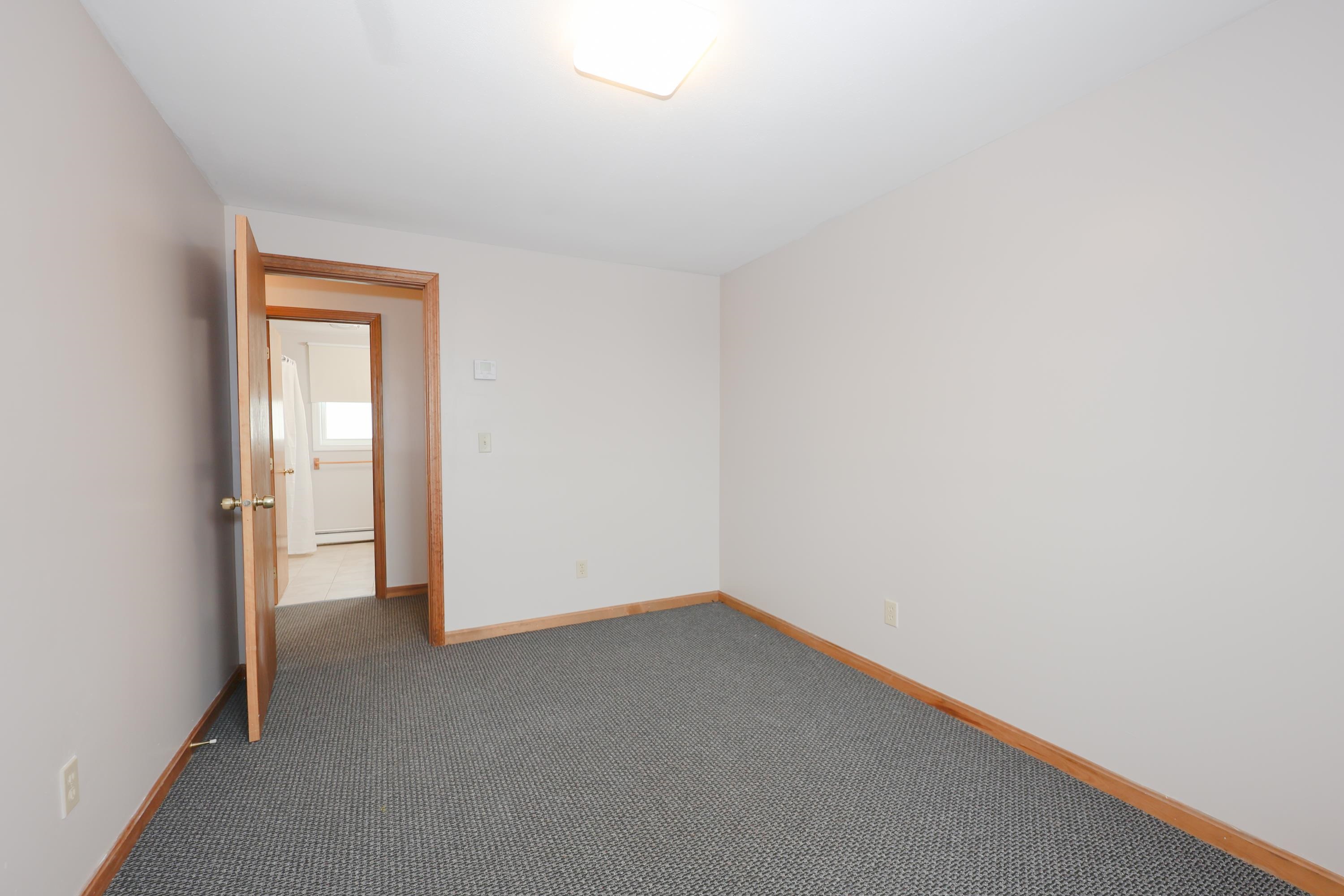 42 Brown Avenue Hampton, NH 03842 - Photo 24 of 27