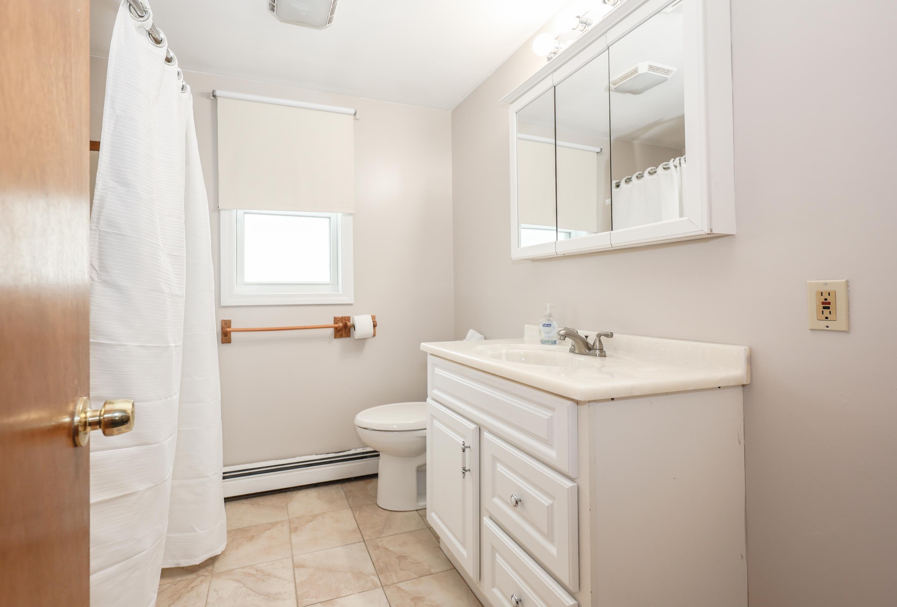 42 Brown Avenue Hampton, NH 03842 - Photo 25 of 27