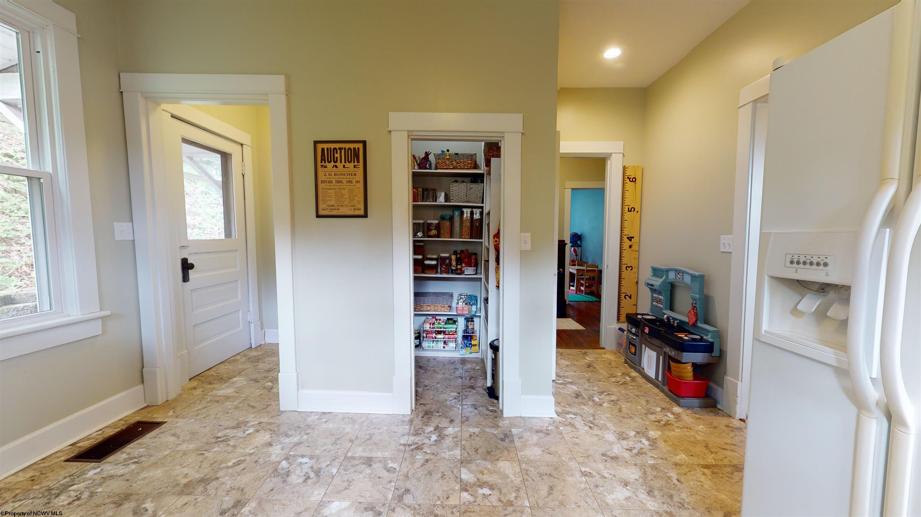 18 Outlook Road Fairmont, WV 26554 - Photo 14 of 24 Gallery Image 14