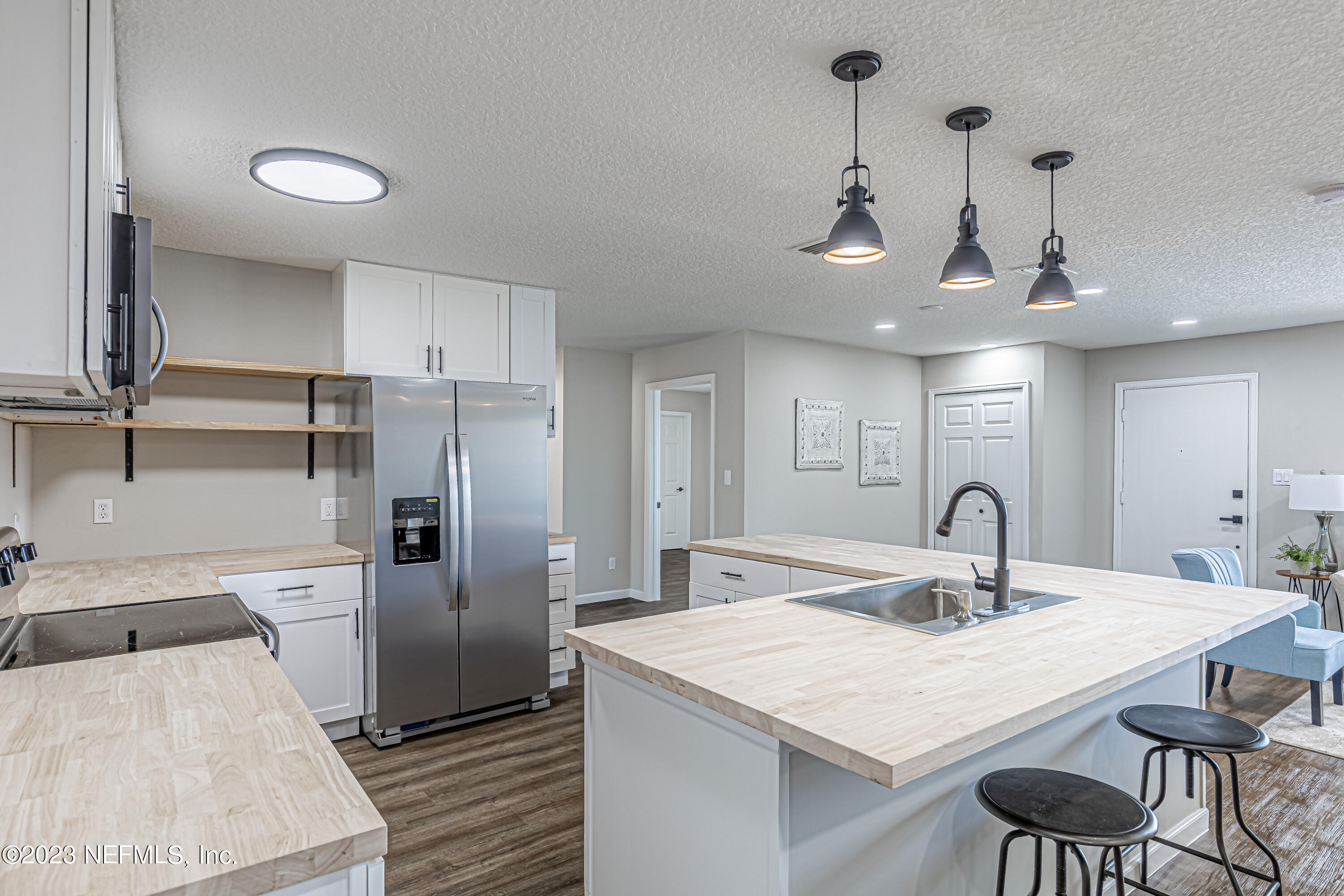 5643 Sabena Road Jacksonville, FL 32207 - Photo 1 of 29 13-Kitchen
