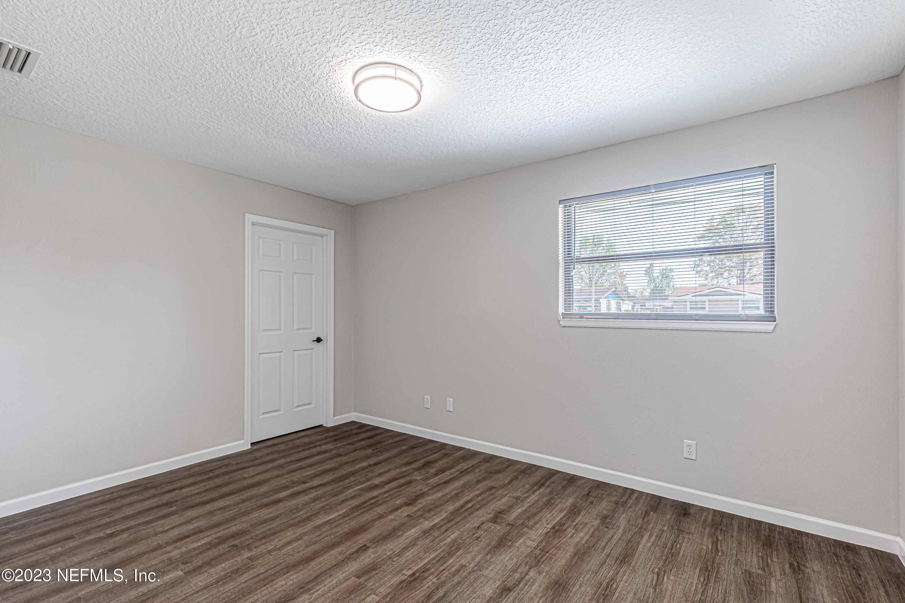 5643 Sabena Road Jacksonville, FL 32207 - Photo 21 of 29 22-Bedroom