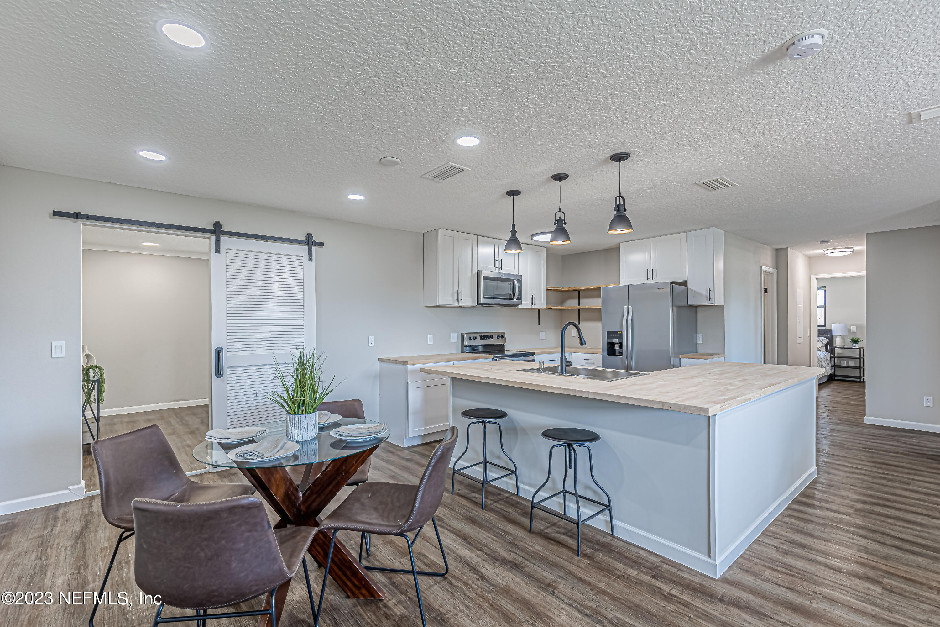 5643 Sabena Road Jacksonville, FL 32207 - Photo 6 of 29 11-Dining Kitchen View