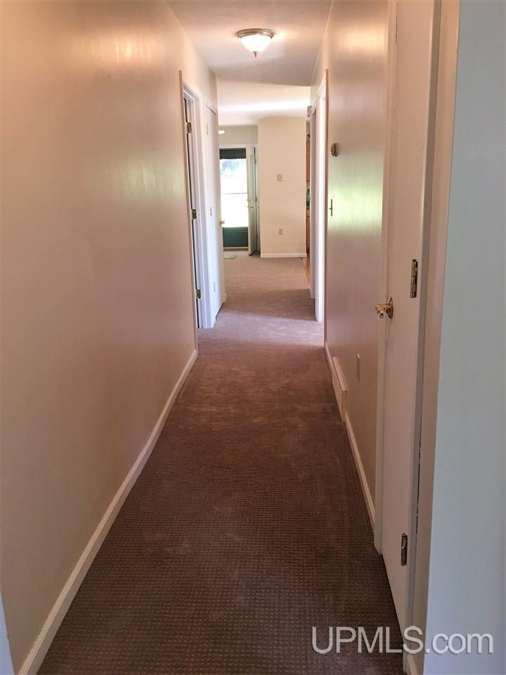 408 Jasper Street Ishpeming, MI 49849 - Photo 10 of 32
