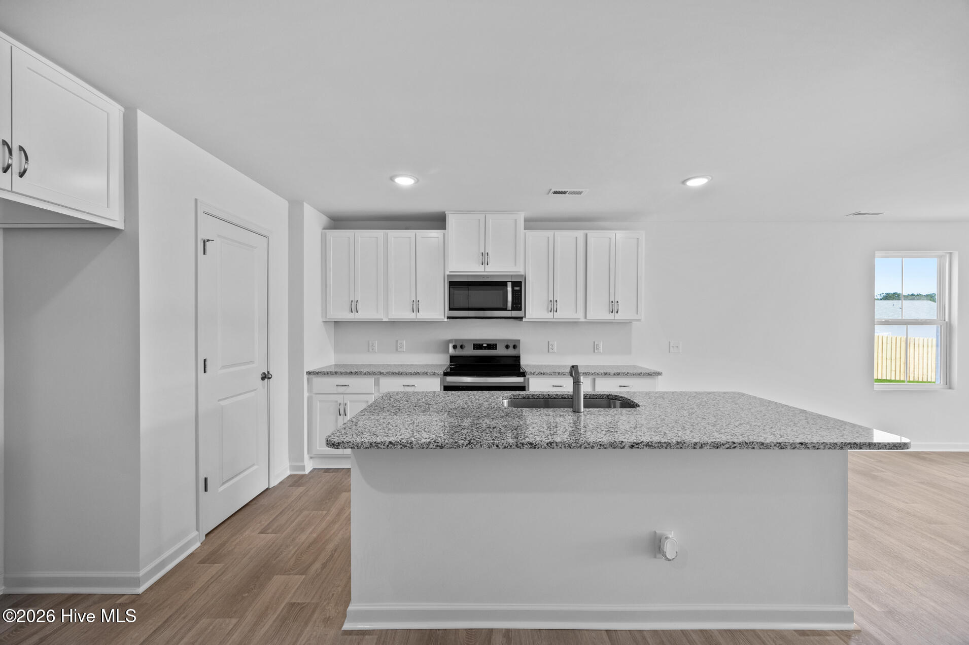 950 Plymouth Road Boiling Spring Lakes, NC 28461 - Photo 6 of 40 JP - 339 Glendale Arbor- Vineyard- Kitch