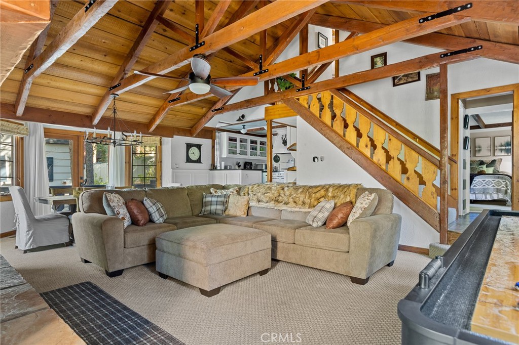 137 John Muir Road Lake Arrowhead, CA 92352 - Photo 5 of 39