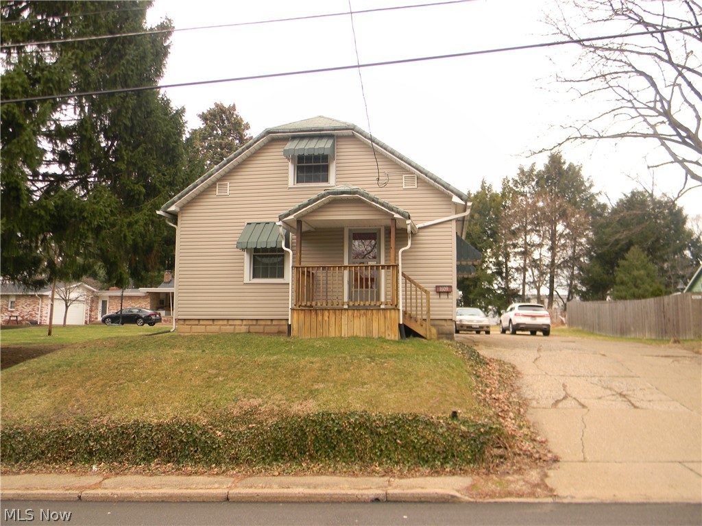 1609 Ferndale Road Northwest Canton, OH 44709 - Photo 3 of 4 Gallery Image 3