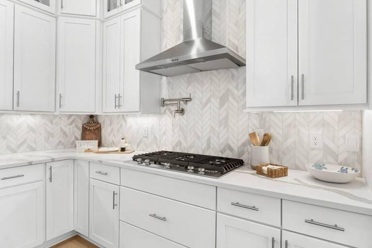 26 Seaboard Lane Santa Rosa Beach, FL 32459 - Photo 7 of 52 Gas Range with Hood