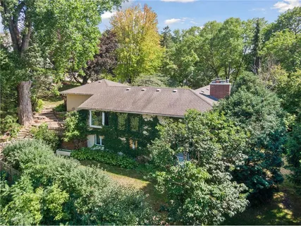 $1,200,000 | 5124 Skyline Drive, Edina, MN 55436