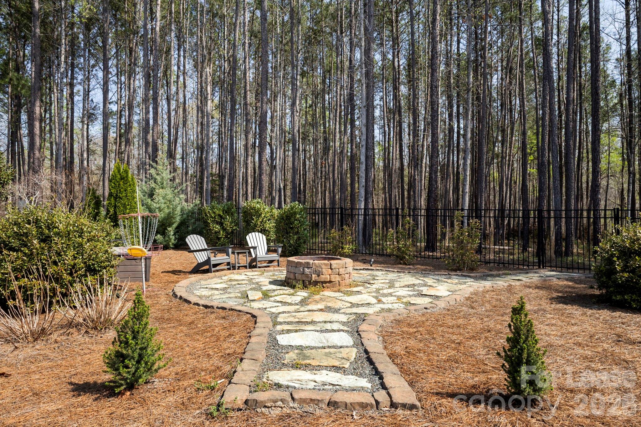 5042 Mill Creek Road Clover, SC 29710 - Photo 4 of 32