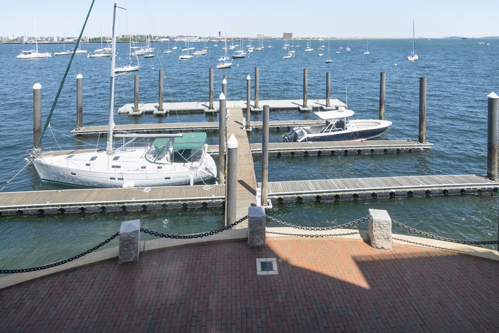20 Rowes Wharf, Unit TH7 Boston, MA 02110 - Photo 8 of 32