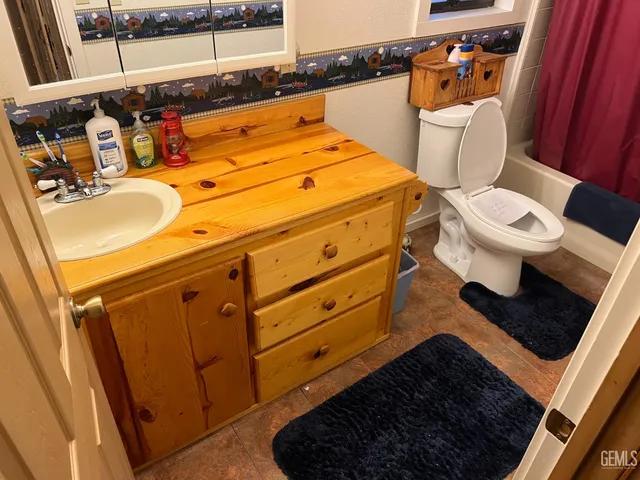 $329,000 | Undisclosed Address, Wofford Heights, CA 93285