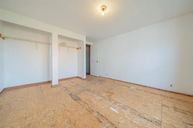 $385,000 | 6034 North Lakeshore Drive, Macy, IN 46951