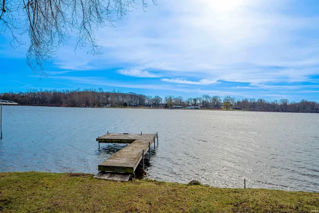 $385,000 | 6034 North Lakeshore Drive, Macy, IN 46951