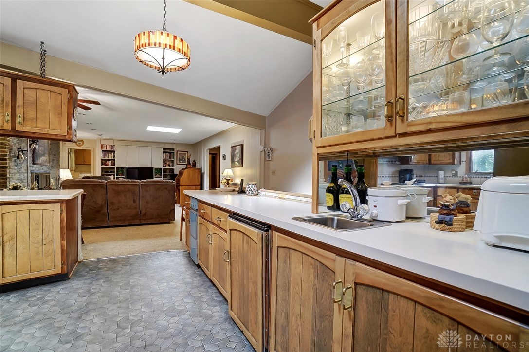274 Greenhill Road Dayton, OH 45405 - Photo 18 of 64 Gallery Image 18