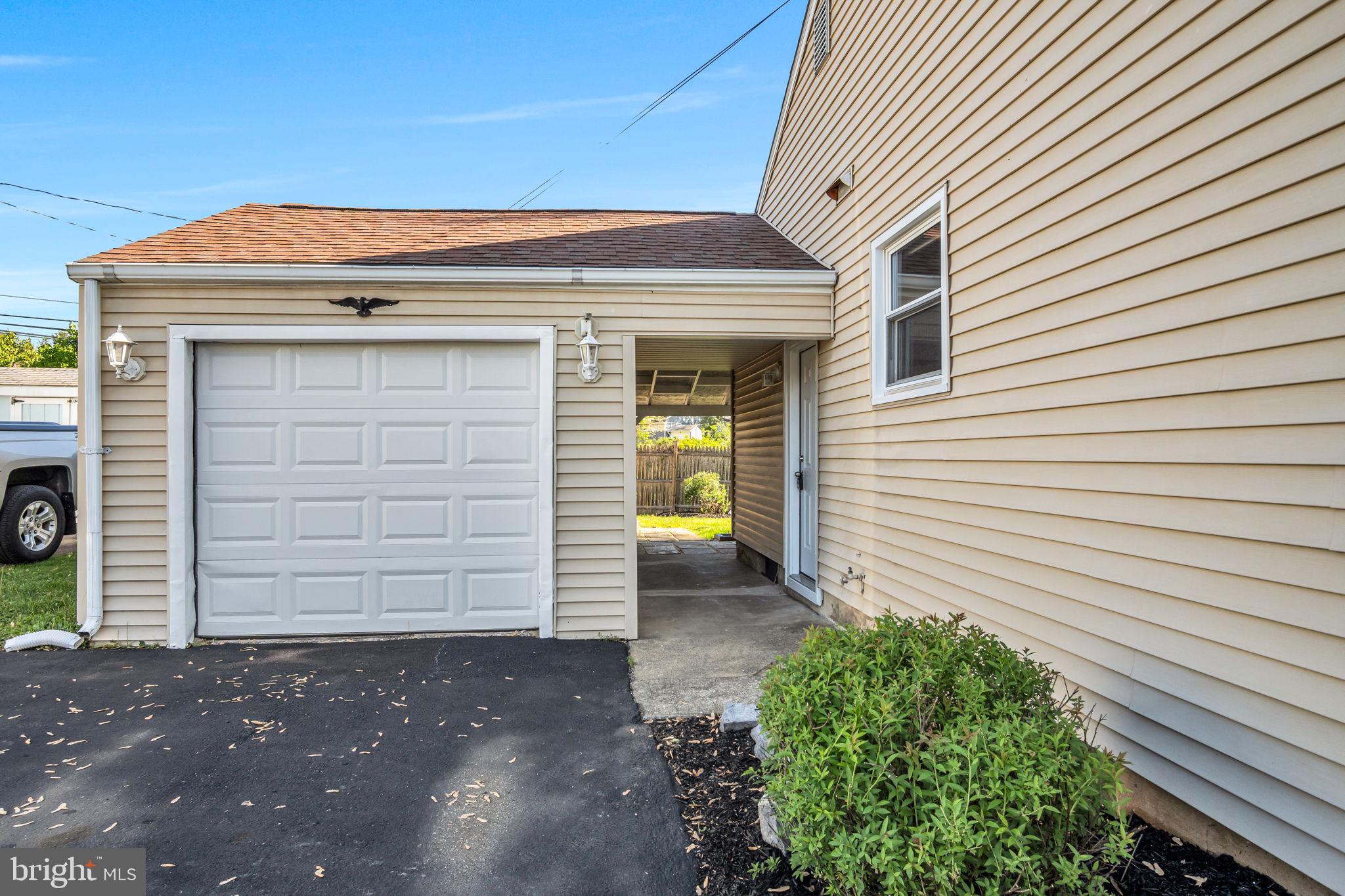 306 Norman Road Camp Hill, PA 17011 - Photo 7 of 34