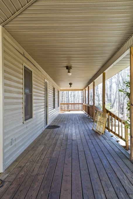 150 Stephens Farm Road Seneca, SC 29678 - Photo 8 of 31 Gallery Image 8