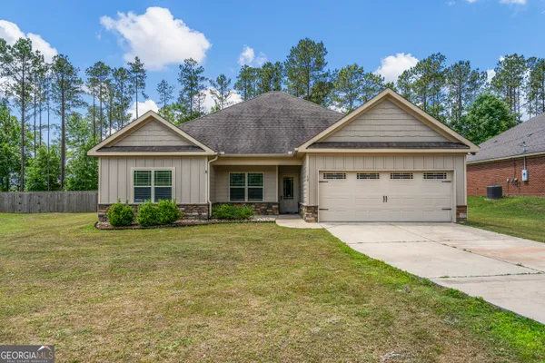 $299,000 | 19 Fast Lane, Seale, AL 36875