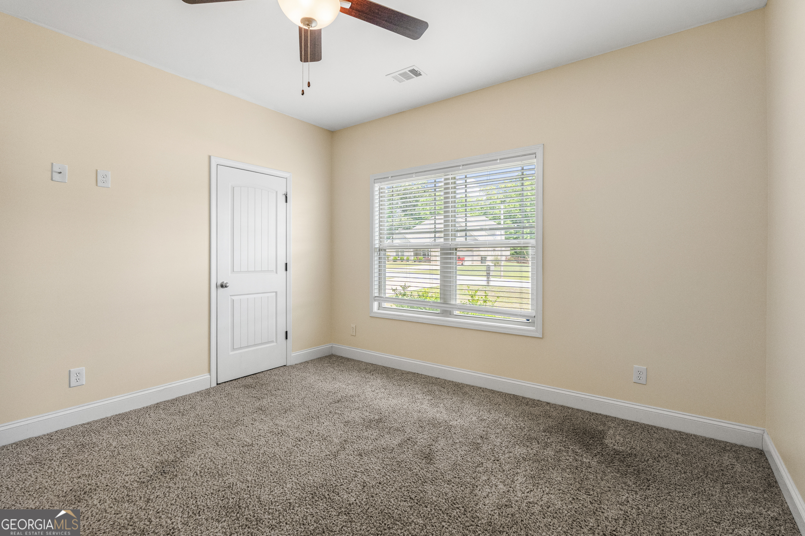 19 Fast Lane Seale, AL 36875 - Photo 17 of 28