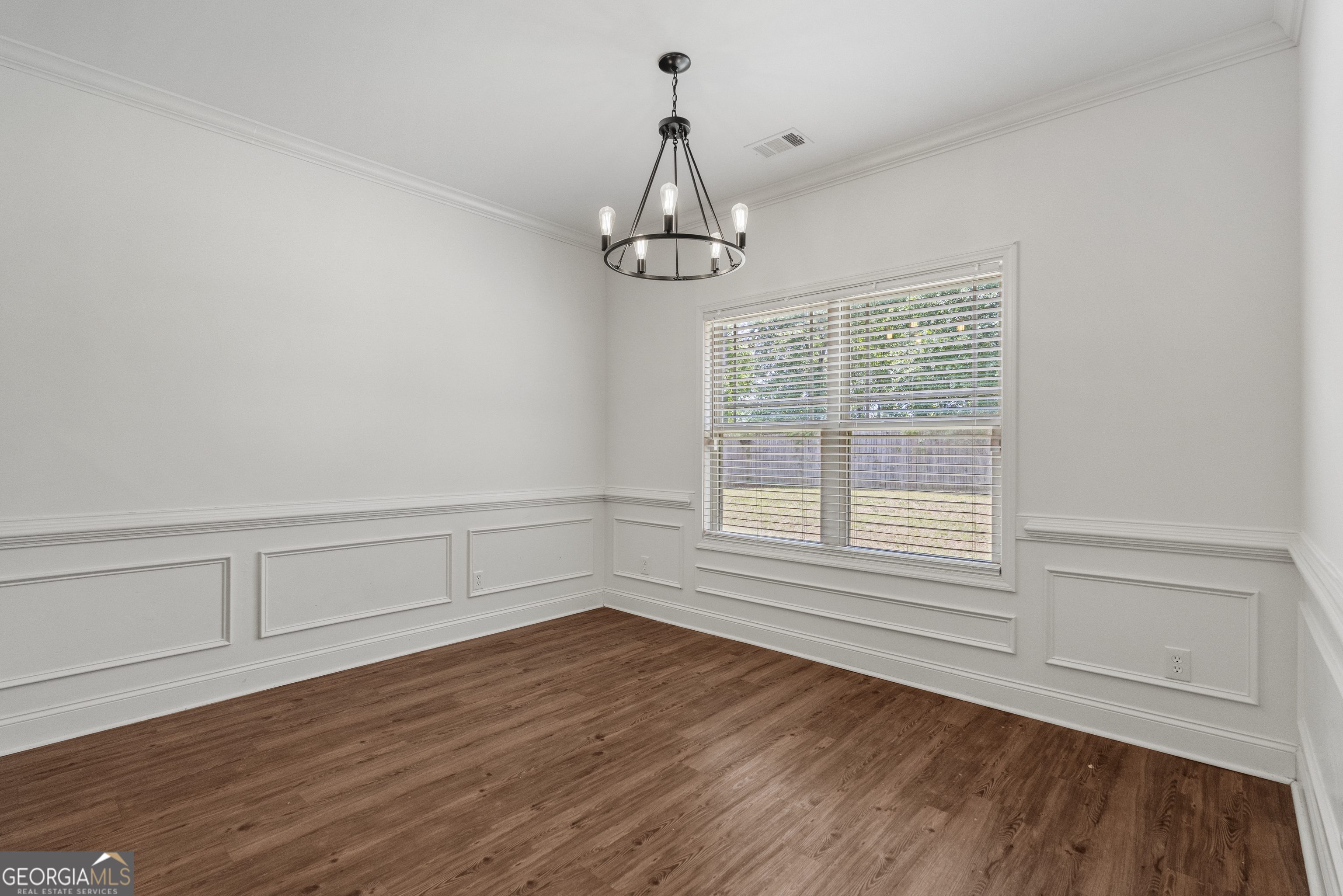 19 Fast Lane Seale, AL 36875 - Photo 9 of 28