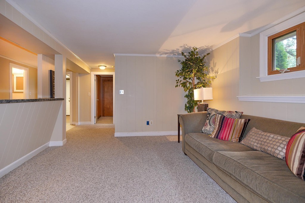 9 Hartford Road Arlington, MA 02474 - Photo 16 of 24 Gallery Image 16