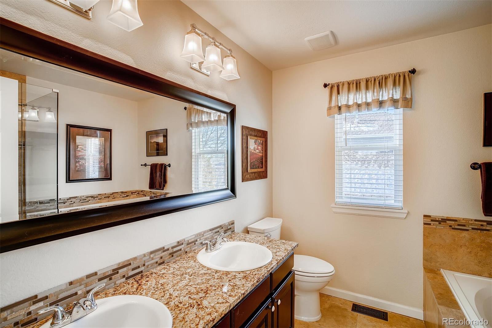 10113 Woodrose Court Highlands Ranch, CO 80129 - Photo 15 of 27