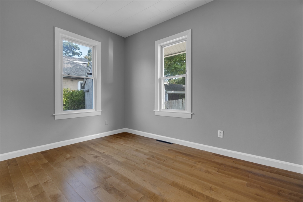 33 Azel Road Braintree, MA 02184 - Photo 21 of 38 Gallery Image 21