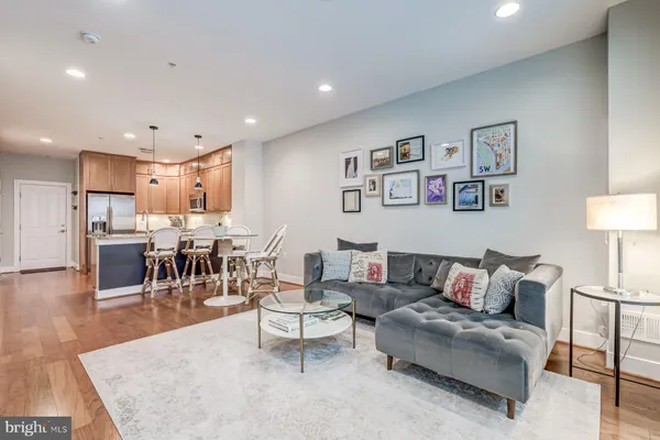 $4,500 | 2207 Main Line Boulevard, Unit 101, Alexandria, VA 22301