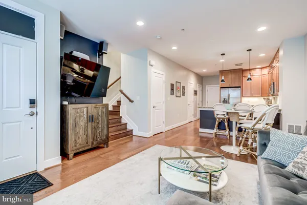 $4,500 | 2207 Main Line Boulevard, Unit 101, Alexandria, VA 22301