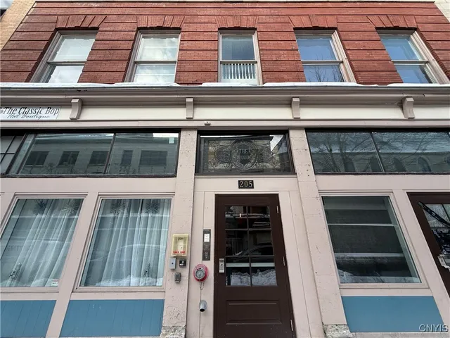 $1,750 | 205 East Jefferson Street, Unit 3A, Syracuse, NY 13202