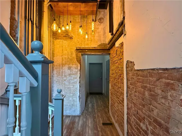 $1,750 | 205 East Jefferson Street, Unit 3A, Syracuse, NY 13202