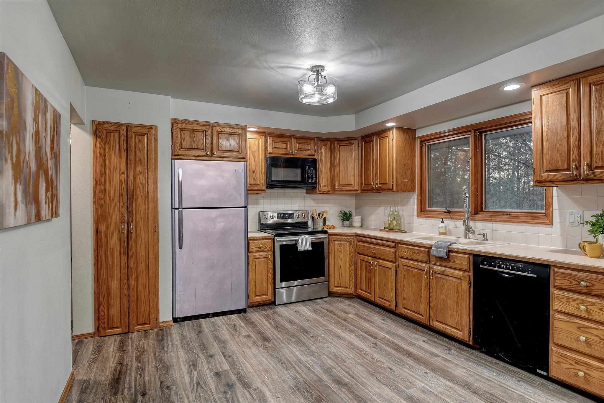 14910 South Granite Lake Road Cheney, WA 99004 - Photo 8 of 33
