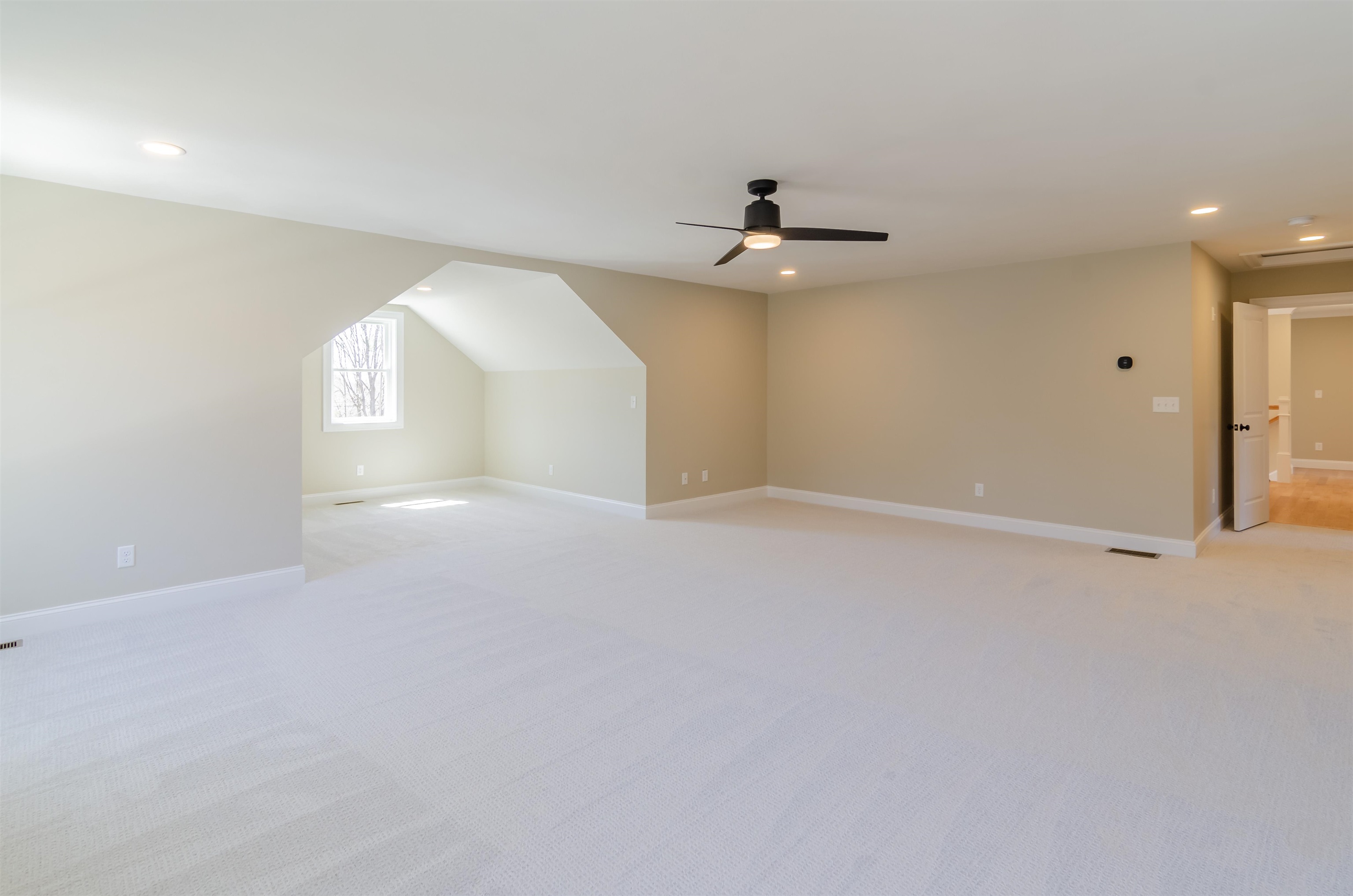 53 Town Farm Road Salem, NH 03079 - Photo 15 of 22