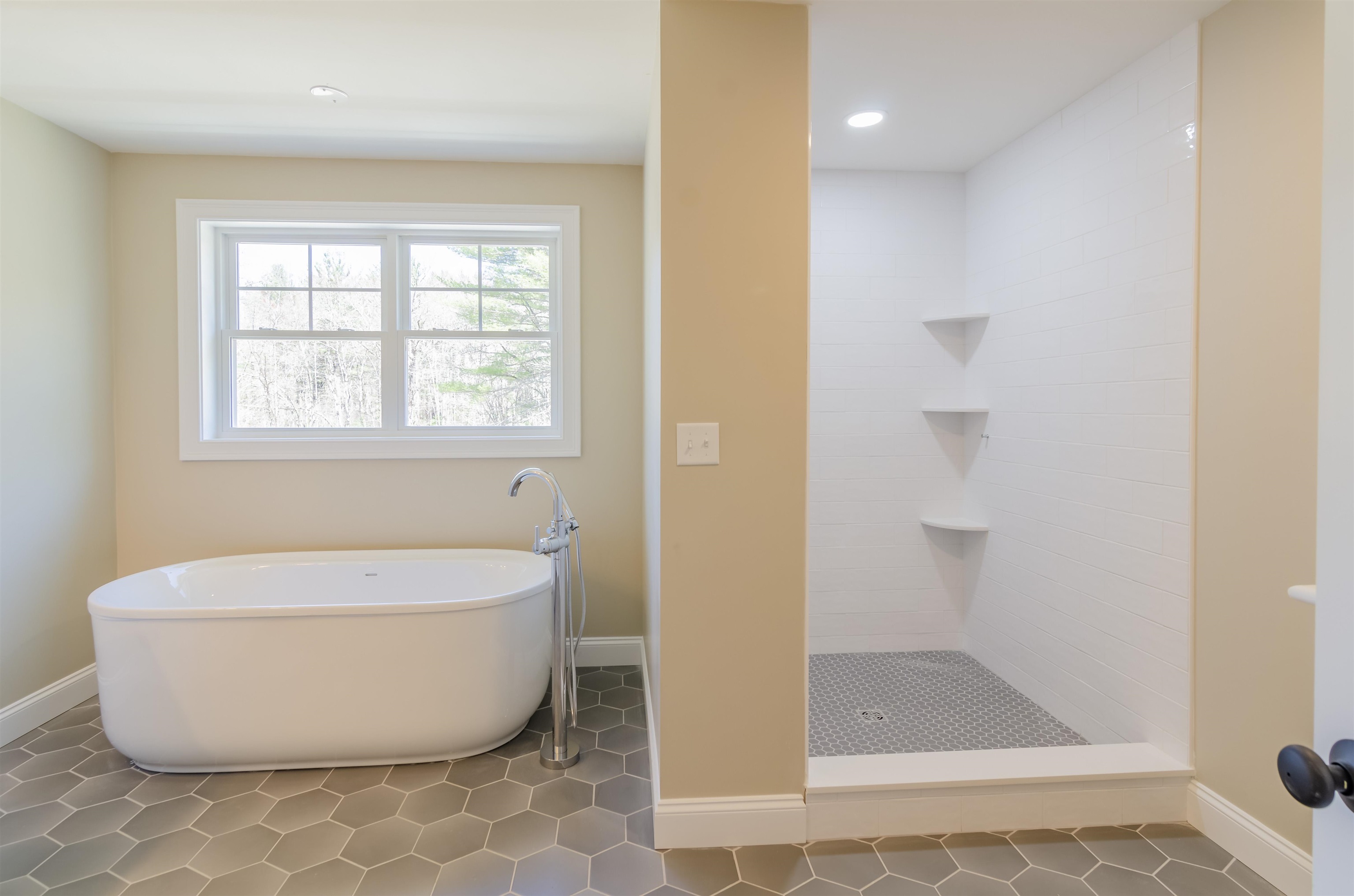 53 Town Farm Road Salem, NH 03079 - Photo 17 of 22