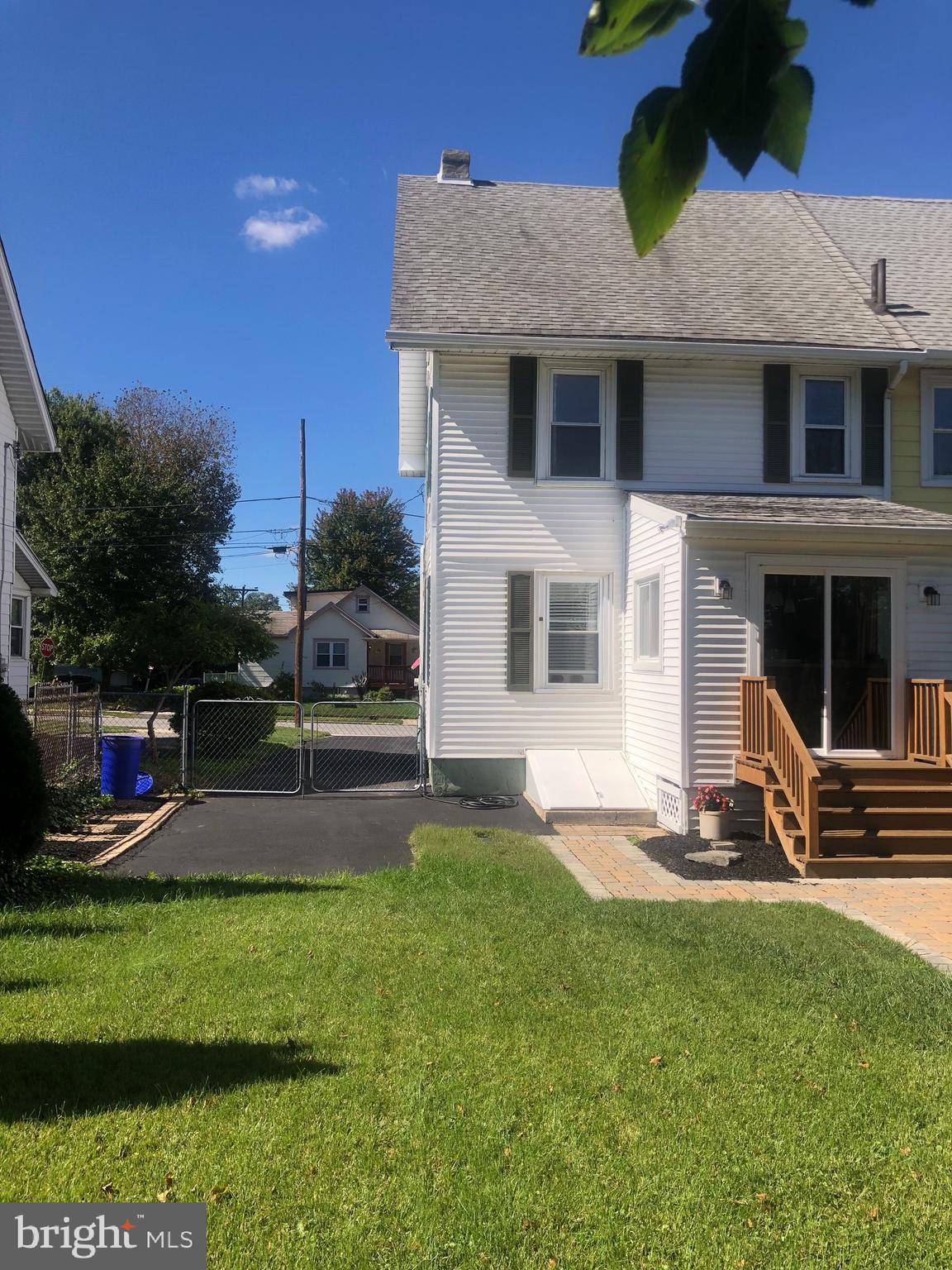 17 West Forestview Road Brookhaven, PA 19015 - Photo 10 of 33 Gallery Image 10