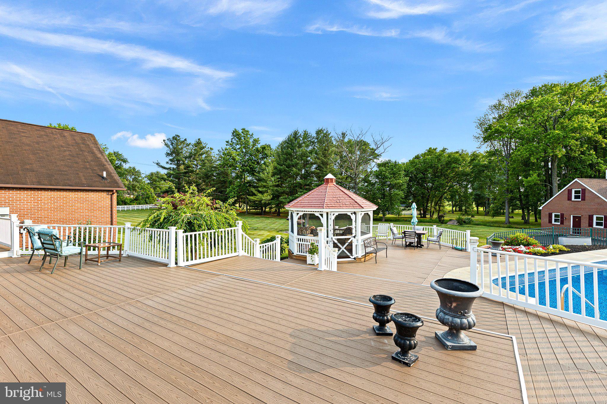 19 Feeder Road Elkton, MD 21921 - Photo 23 of 34 Easy to maintain composite decking