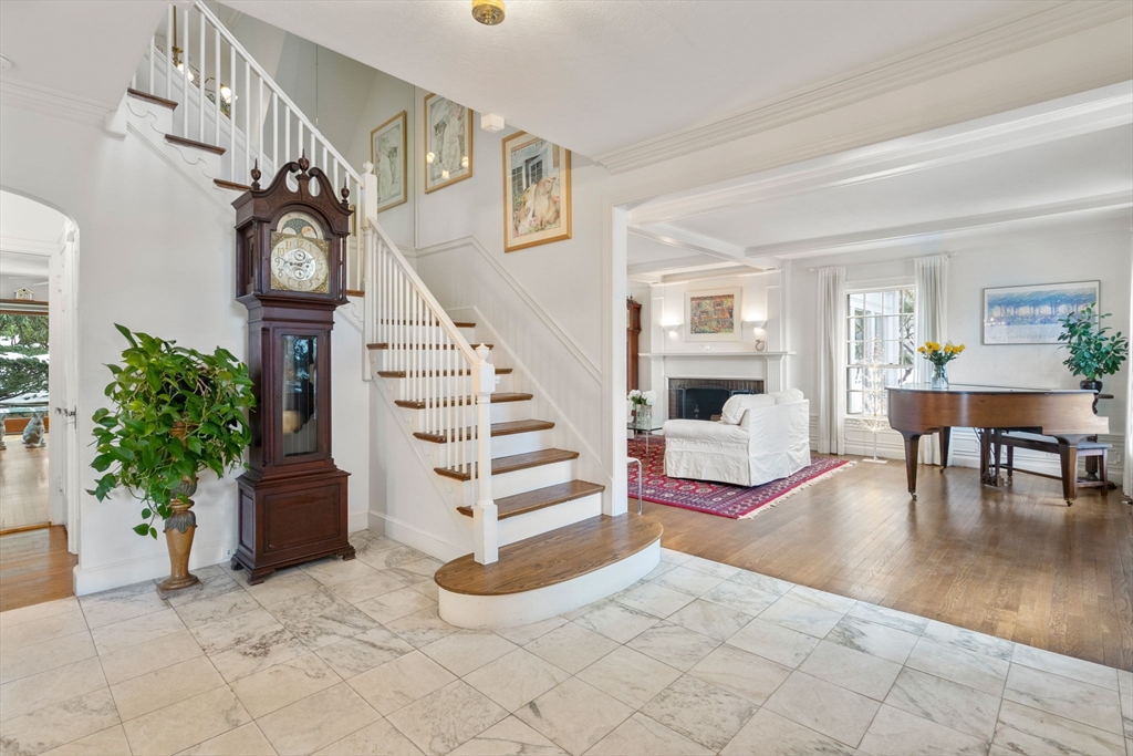 37 Sheffield Road Newton, MA 02460 - Photo 4 of 42