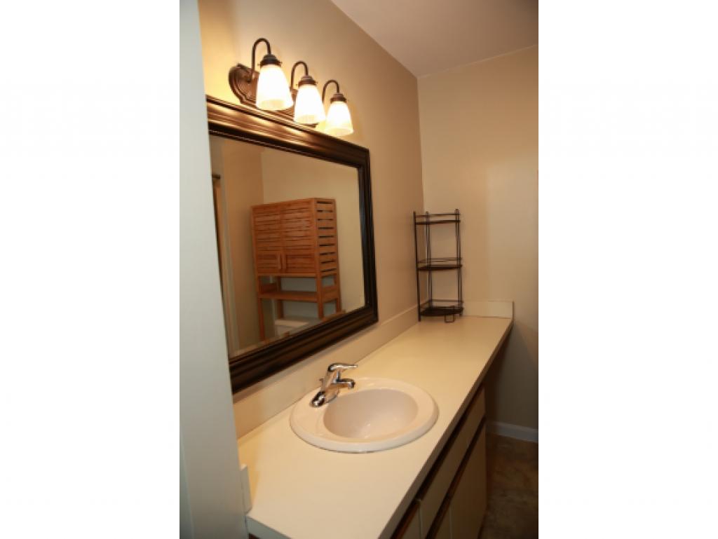 1465 Hooksett Road, Unit 121 Hooksett, NH 03106 - Photo 13 of 29