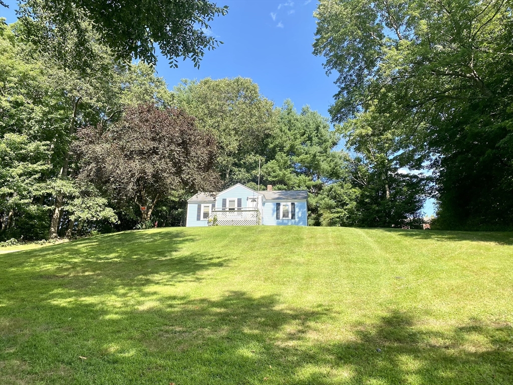 25 Center Road Shirley, MA 01464 - Photo 1 of 35 Gallery Image 1