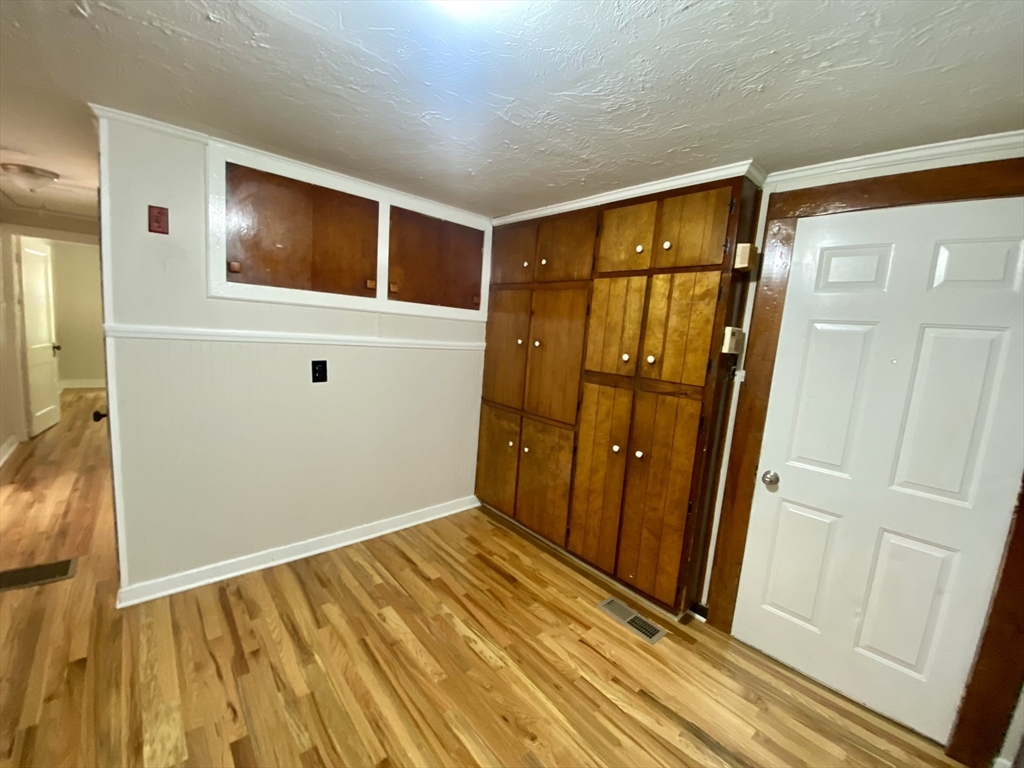 25 Center Road Shirley, MA 01464 - Photo 7 of 35 Gallery Image 7