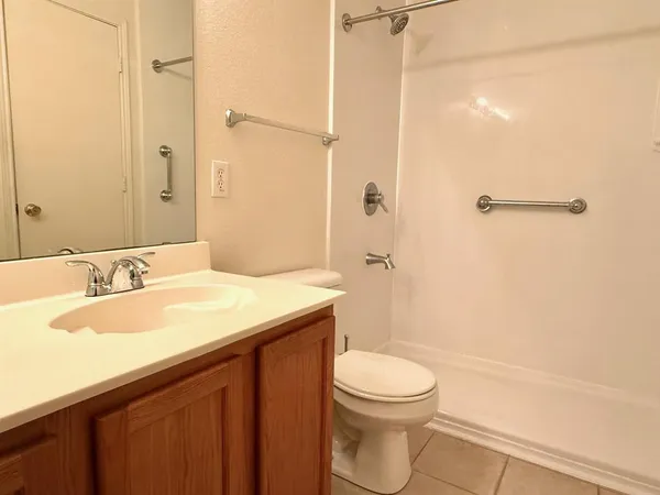 $2,175 | 932 White Dove Drive, Arlington, TX 76017
