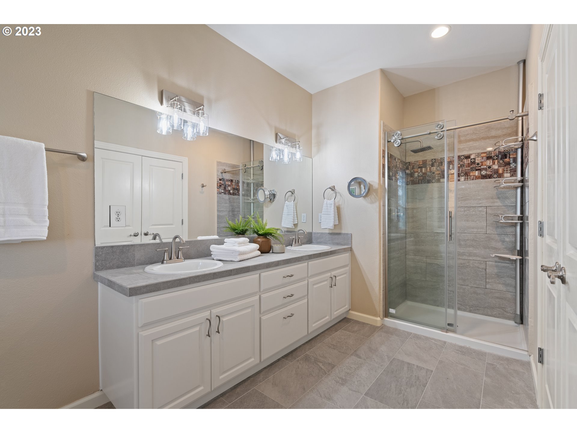 2026 Northwest Cascade Street Camas, WA 98607 - Photo 33 of 47 Gallery Image 33